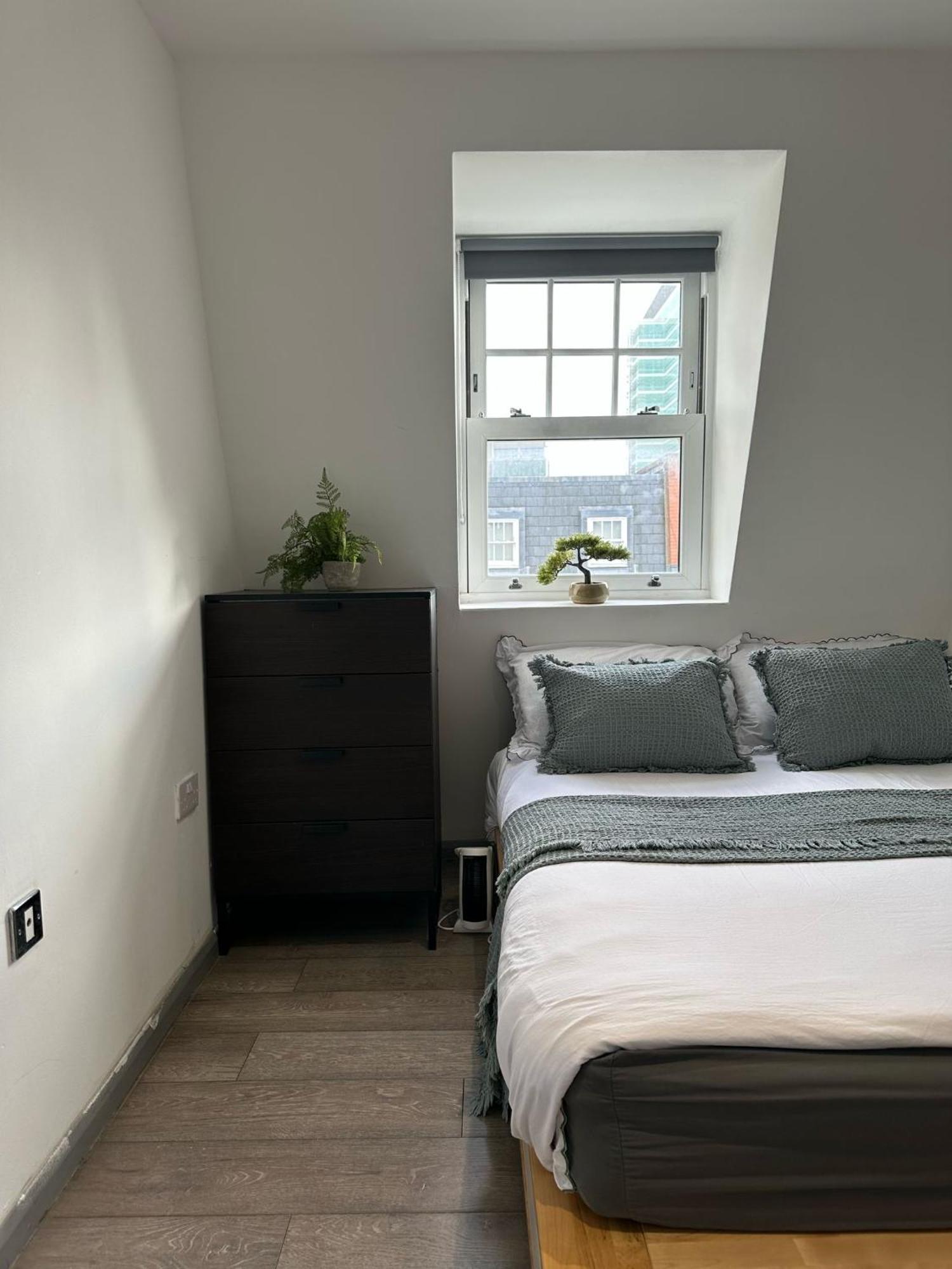 "Euston Comfort" 3 Bedroom Flat In Kings Cross, St Pancras!!!!118B Λονδίνο Εξωτερικό φωτογραφία